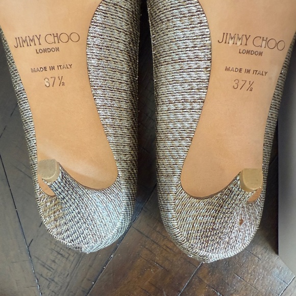 EUC Jimmy Choo Veil Metallic Woven Lame Fabric Champagne Pointy Toe Pump, 7.5. - Picture 4 of 12